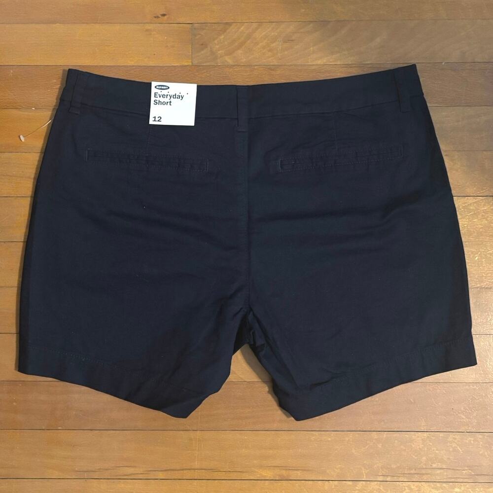 NEW Old Navy Size 12 Everyday Chino Shorts 5” Inseam Navy Blue - Picture 2 of 4